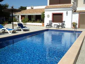 Superb 9 bed villa for sale - Lomas de Cabo Roig, Alicante