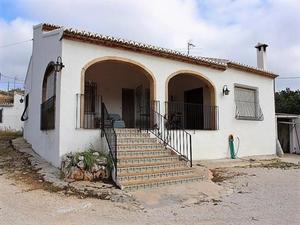 3 Slaapkamer Landhuis te koop in Gata de Gorgos