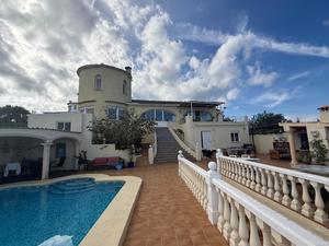 5 slaapkamer Villa te koop in Pedreguer