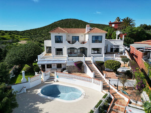 6 slaapkamer Villa te koop in Mijas