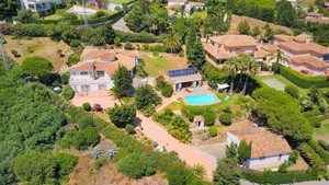 5 slaapkamer Villa te koop in Estepona