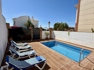 3 slaapkamer Villa te koop in Nerja