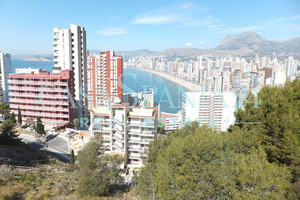 Grondstuk te koop in Benidorm