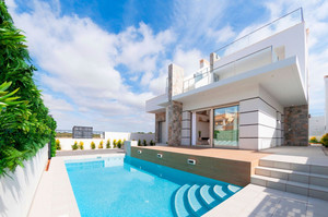 4 slaapkamer Villa te koop in Los Alcazares