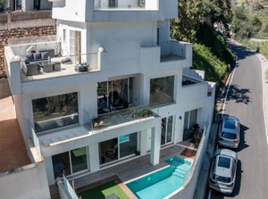 4 slaapkamer Villa te koop in Benalmadena