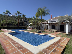 9 slaapkamer Villa te koop in Frigiliana