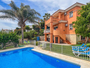 4 slaapkamer Villa te koop in Mijas