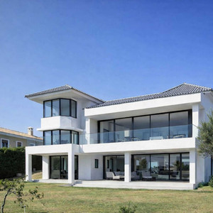 5 slaapkamer Villa te koop in Estepona