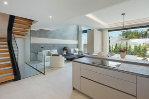 4 slaapkamer Rijtjeshuis te koop in Marbella