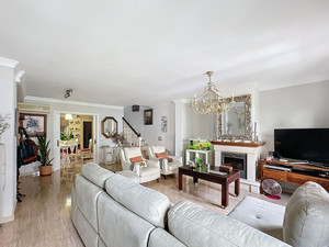 5 slaapkamer Villa te koop in Estepona