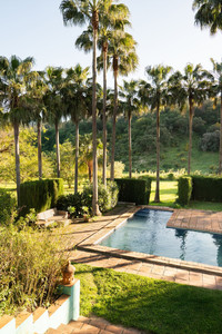 4 slaapkamer Villa te koop in Estepona