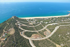 Grondstuk te koop in Zahara De Los Atunes