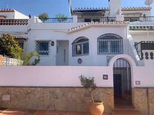 2 slaapkamer Rijtjeshuis te koop in Nerja