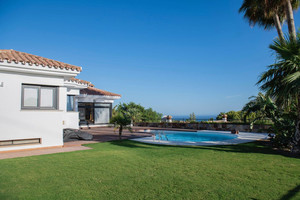 4 slaapkamer Villa te koop in Benalmadena
