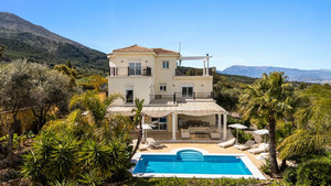 4 slaapkamer Villa te koop in Alhaurin el Grande