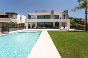 5 slaapkamer Villa te koop in Marbella