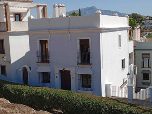 3 slaapkamer Rijtjeshuis te koop in El Paraiso