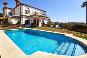 4 slaapkamer Villa te koop in Mijas