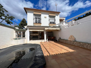 4 slaapkamer Villa te koop in Marbella
