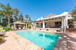 4 slaapkamer Villa te koop in El Paraiso