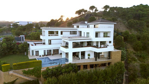 12 slaapkamer Villa te koop in Benahavis