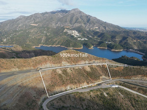 Grondstuk te koop in Benahavis