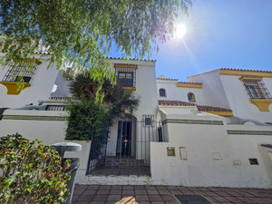 3 slaapkamer Rijtjeshuis te koop in Casares