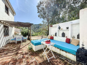 6 slaapkamer Villa te koop in Comares