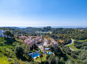 3 slaapkamer Villa te koop in Estepona