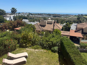 4 slaapkamer Rijtjeshuis te koop in Benahavis