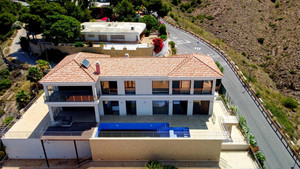 4 slaapkamer Villa te koop in Benidorm