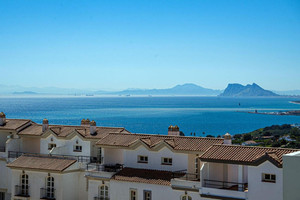 4 slaapkamer Rijtjeshuis te koop in Manilva