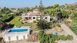 3 slaapkamer Villa te koop in Estepona