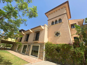 4 slaapkamer Villa te koop in Mijas