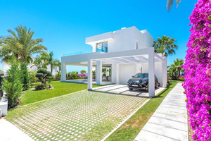 5 slaapkamer Villa te koop in Marbella