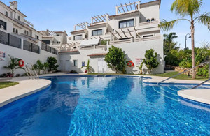 3 slaapkamer Rijtjeshuis te koop in El Paraiso
