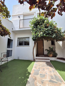 4 slaapkamer Villa te koop in Marbella