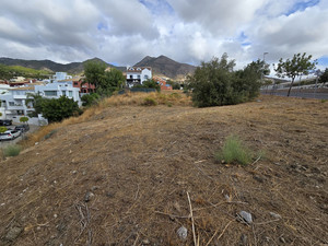 Grondstuk te koop in Benalmadena