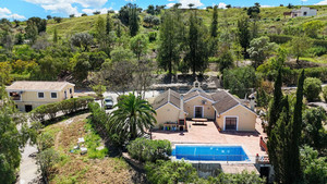 4 slaapkamer Villa te koop in Coin