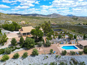 5 slaapkamer Villa te koop in Puerto Lumbreras
