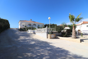 4 slaapkamer Villa te koop in Algorfa