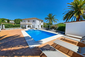 5 slaapkamer Villa te koop in Coin