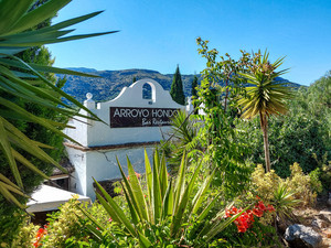 3 slaapkamer Commercieel te koop in Casares