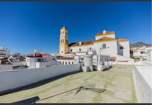 7 slaapkamer Rijtjeshuis te koop in Marbella