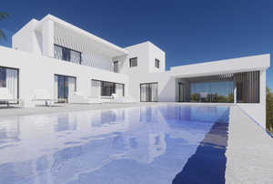 Grondstuk te koop in Estepona