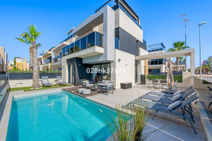 4 slaapkamer Villa te koop in Orihuela