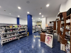 7 slaapkamer Commercieel te koop in Malaga