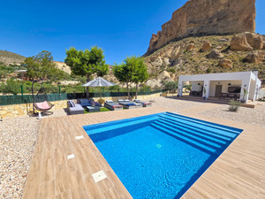 3 slaapkamer Villa te koop in Crevillent