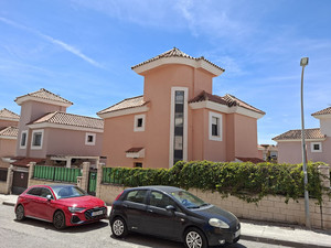 3 slaapkamer Villa te koop in Manilva