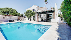4 slaapkamer Villa te koop in Mijas